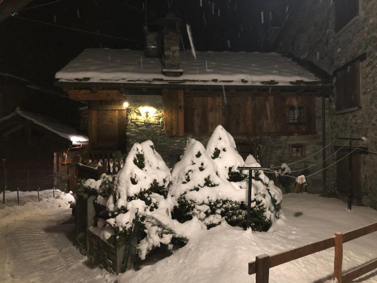 Chalet Cretaz Валтурненче Екстериор снимка
